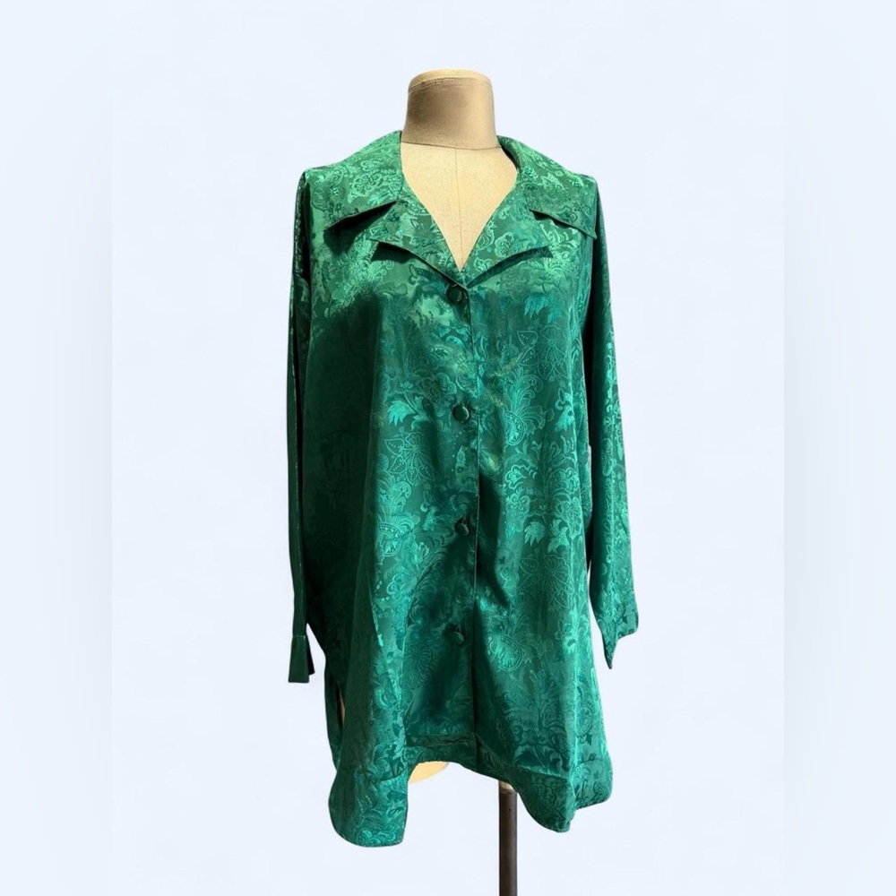 Vintage Victoria's Secret Emerald Green Satin nightshirt